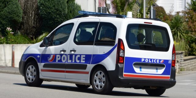 Γαλλία: Αυτοκίνητο έπεσε σε πλήθος στο νησί Ολερόν – Δέκα τραυματίες