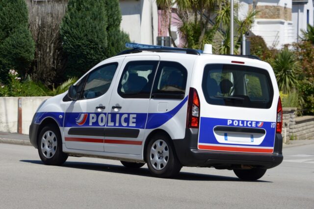 Γαλλία: Αυτοκίνητο έπεσε σε πλήθος στο νησί Ολερόν – Δέκα τραυματίες