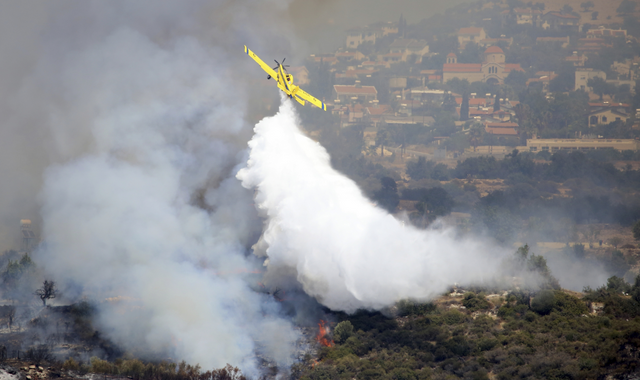 Κύπρος: Σε ύφεση η φωτιά στη Λεμεσό – Δύο Canadair έστειλε η Ελλάδα