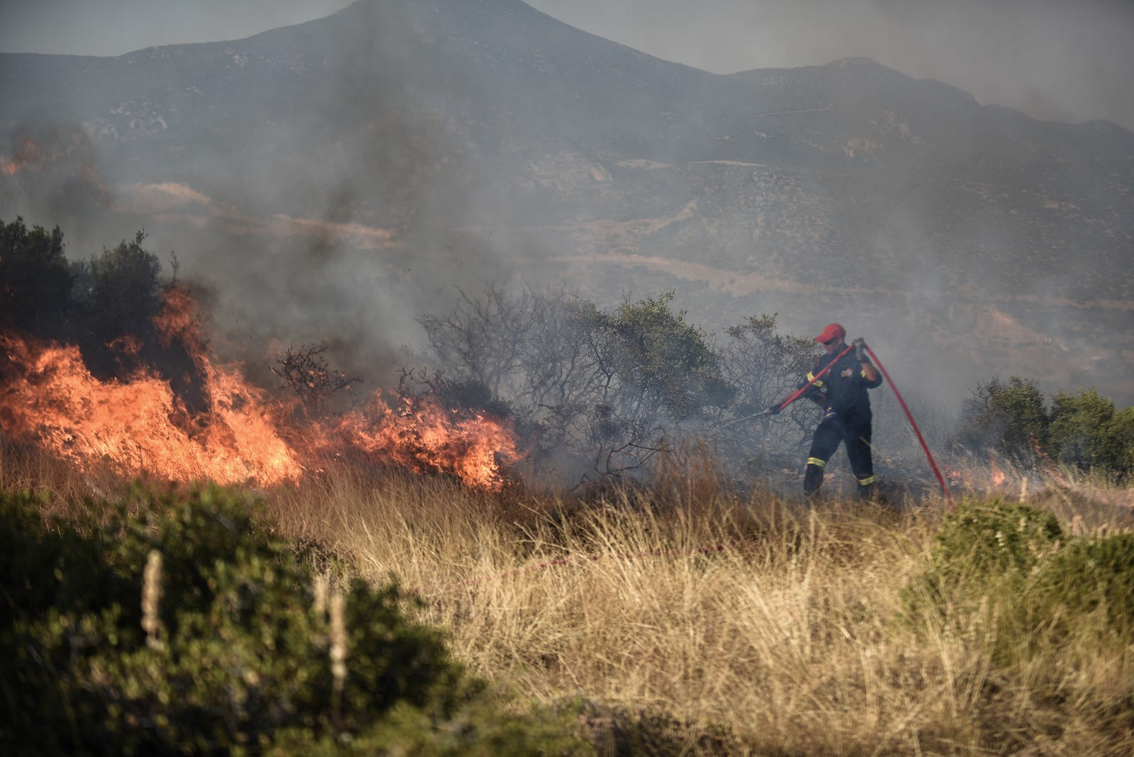 Φωτιά στο Ρέθυμνο - Μήνυμα 112 για εκκένωση δύο περιοχών