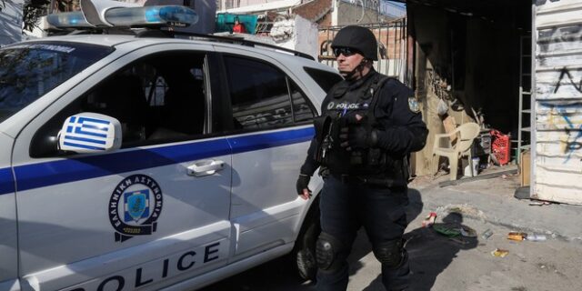 Ισχυρή έκρηξη βόμβας στον Ασπρόπυργο – Σοβαρές ζημιές σε σπίτια και αυτοκίνητα