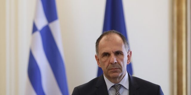 Predator: Προς άσκηση πειθαρχικών διώξεων για τις άδειες εξαγωγής του