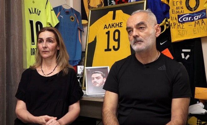 Γονείς Άλκη Καμπανού: “Ήταν μια ηθική δικαίωση η απόφαση, αλλά ο Άλκης δεν γυρίζει πίσω”