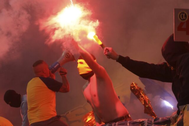 Τι κάνει έναν άνθρωπο να αποφασίζει πως θα πεθάνει για μια ομάδα