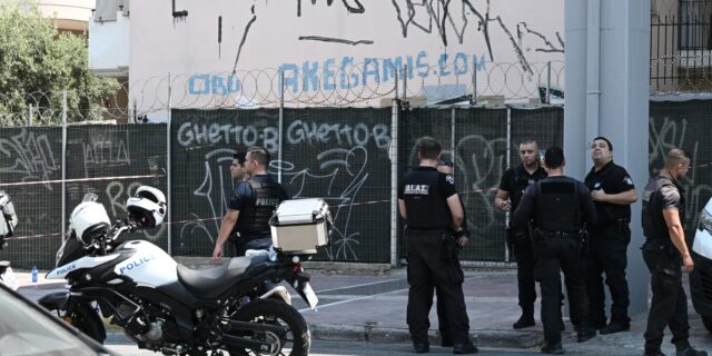 Κολωνός: Απόπειρα ληστείας σε τράπεζα – Καταδίωξη με έναν τραυματία