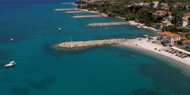 Μαντινείες: Το βίντεο που θα σας ταξιδέψει στον κρυφό καλοκαιρινό παράδεισο της Μεσσηνίας