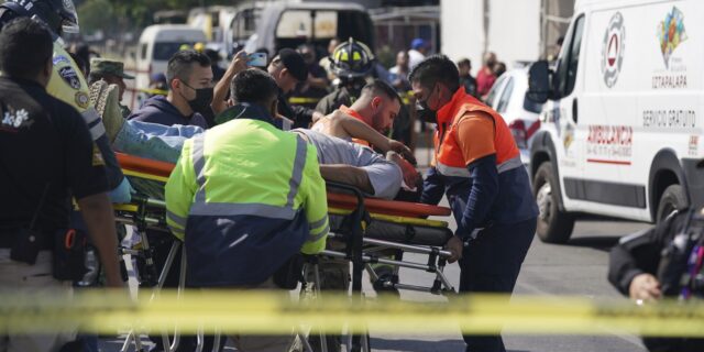 Μεξικό: Τουλάχιστον 15 νεκροί από την πτώση λεωφορείου σε χαράδρα 30 μέτρων