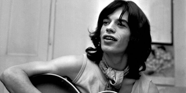 Όταν ένα όπλο έσκασε στο χέρι του Mick Jagger και η κατάρα του “Ned Kelly”