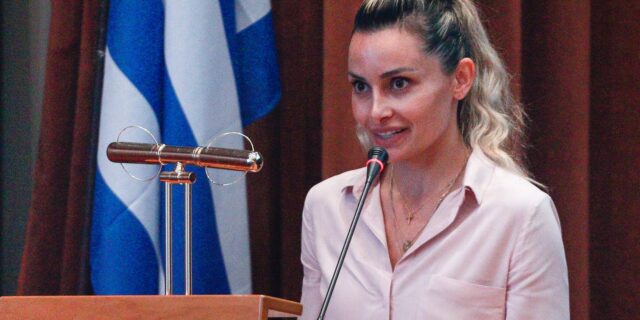 Περιφερειακές Εκλογές: Η Βασιλική Μιλλούση κατεβαίνει υποψήφια με τον Νίκο Χαρδαλιά
