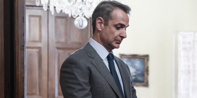 Από τις φωτιές στους χούλιγκαν: Ανικανότητα, φιγούρα, κουκούλωμα…