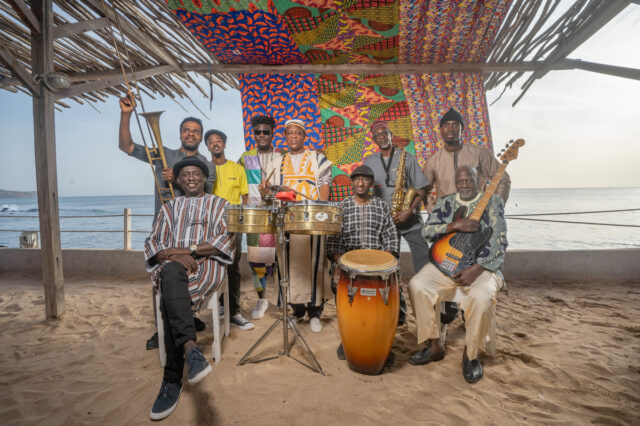 Η θρυλική ορχήστρα Baobab στο NEWS 24/7: Θέλουμε να είμαστε η “γέφυρα” που ενώνει τους διαφορετικούς ανθρώπους