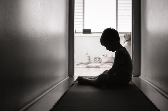 Μέχρι την Κομισιόν: Καταγγελία γονέα για τις ελλείψεις στην παράλληλη στήριξη – Το χρονικό μίας εξοργιστικής υπόθεσης
