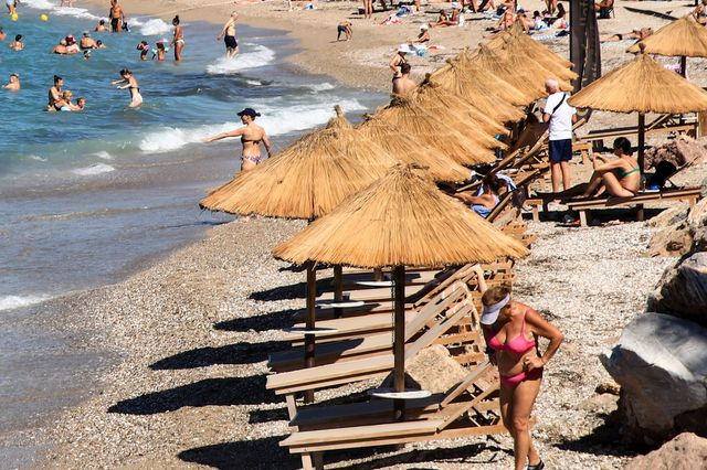 Καιρός: “Καυτή” εβδομάδα με 38άρια – Ισχυροί άνεμοι στο Αιγαίο