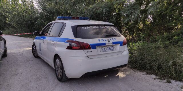 Φιλιατρά: Διαρρήκτες εμβόλισαν περιπολικό – Τραυματίστηκαν δύο αστυνομικοί