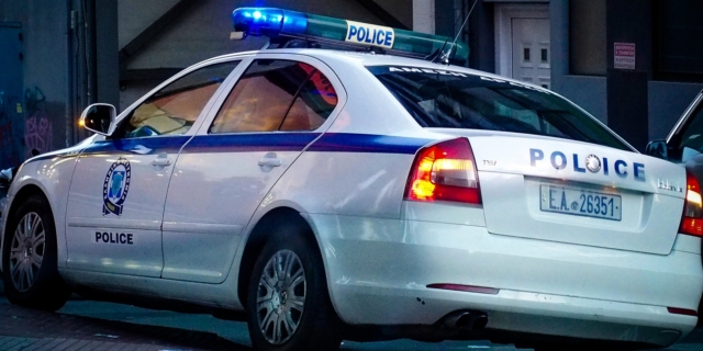 Κρήτη: Στα χέρια της ΕΛΑΣ ο 32χρονος που σκότωσε κατά λάθος τον μπατζανάκη του
