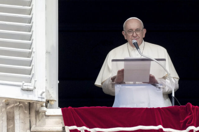 Πάπας Φραγκίσκος: Οργή στο Κίεβο με τις δηλώσεις του για την Τσαρική Ρωσία – Τι απαντά το Βατικανό
