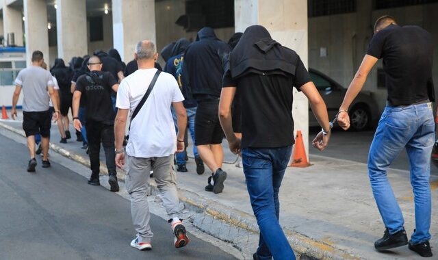 Νέα Φιλαδέλφεια: Συνελήφθησαν πέντε Κροάτες στην Ηγουμενίτσα – Προσπάθησαν να φύγουν για Ιταλία