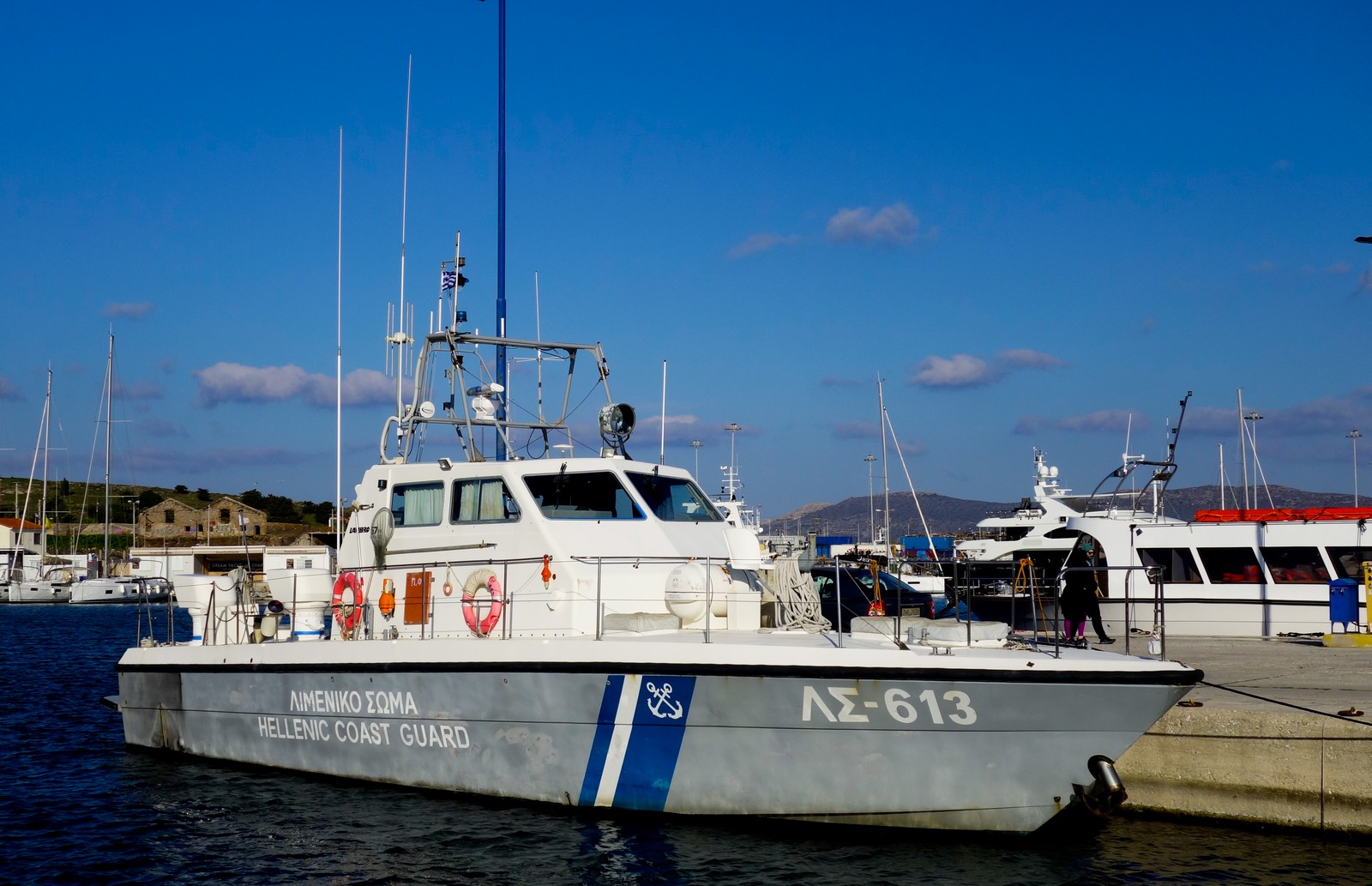 Ψαρά: Διάσωση 16 μεταναστών – Συνελήφθη ο διακινητής τους
