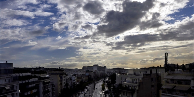 Καιρός: Έρχονται βροχές και καταιγίδες – Πού θα είναι έντονα τα φαινόμενα