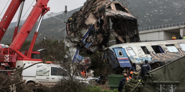 Τέμπη: Στον ανακριτή πρώην στέλεχος του ΟΣΕ για το πολύνεκρο δυστύχημα