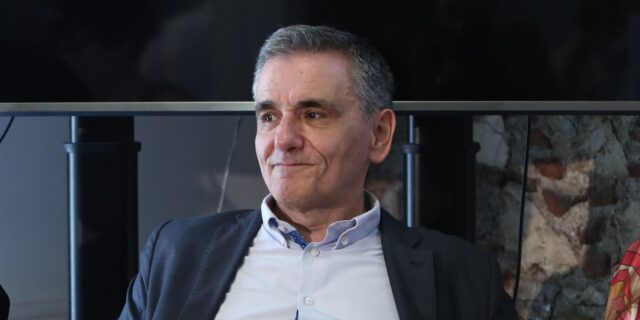 Τσακαλώτος για ηγεσία ΣΥΡΙΖΑ: Ανοιχτή συζήτηση μεταξύ των υποψηφίων, αντί για ντιμπέιτ