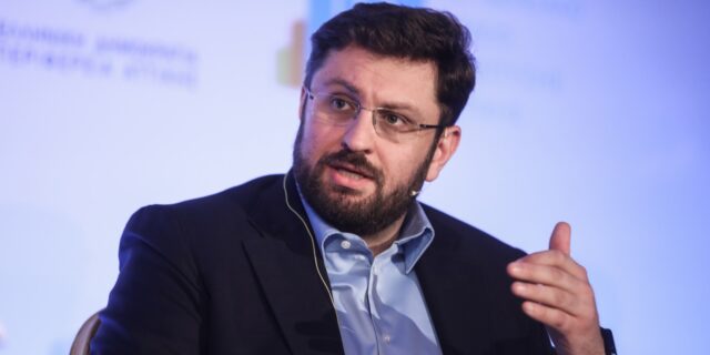Δήμος Αθήνας: Άνοιγμα στο ΠΑΣΟΚ και αντι-φασισμός το πολιτικό στίγμα του Κώστα Ζαχαριάδη