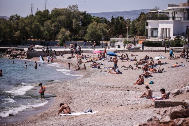 Καιρός: Ανεβαίνει ξανά η θερμοκρασία – Πού θα φτάσει τους 40 βαθμούς ο υδράργυρος