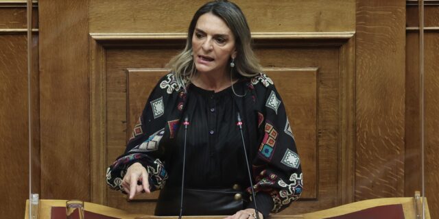 Πέρκα: “Γνώριζαν τον κίνδυνο πλημμύρας για τη Θεσσαλία και δεν έκαναν τίποτα”
