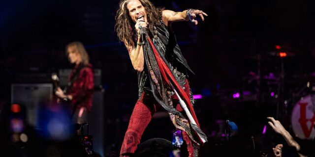 Aerosmith: Αναβάλλονται οι συναυλίες του συγκροτήματος – Το πρόβλημα υγείας του Στίβεν Τάιλερ