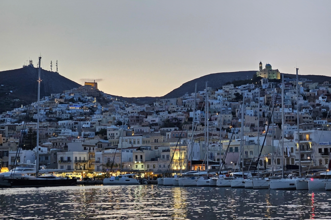 Πέντε νησιά ιδανικά και για το φθινόπωρο