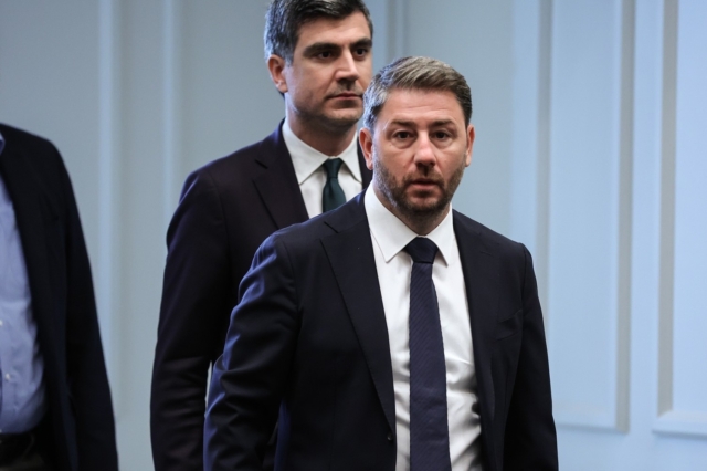 Ο Νίκος Ανδρουλάκης τηλεφώνησε στον Στέφανο Κασσελάκη