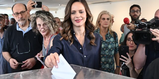 Εκλογές ΣΥΡΙΖΑ – Αχτσιόγλου: “Από αύριο διεκδικούμε τη ζωή που μας αξίζει”