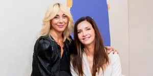 5+1 πράγματα που δεν ξέρεις για την Κατερίνα Λέχου πριν τη δεις να μιλά στην Μίνα Μπιράκου