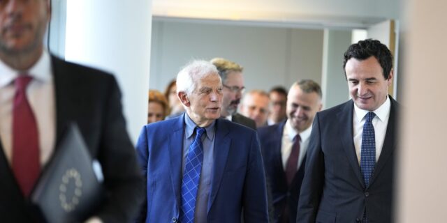 Μπορέλ: Συνάντηση με ηγέτες των Δ. Βαλκανίων για την ένταξη στην ΕΕ