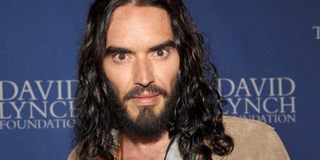 Russell Brand: Κατηγορείται από πέντε γυναίκες για βιασμό και σεξουαλικές επιθέσεις