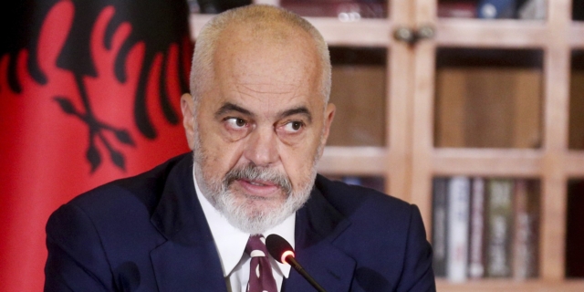 Βίντεο: Το αστείο του Ράμα για τον Πούτιν και τον θάνατο του Πριγκόζιν που προκάλεσε αμηχανία