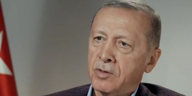 Ερντογάν: Εκνευρίστηκε on camera με ερώτηση δημοσιογράφου για φυλακισμένους πολιτικούς – “Μη με διακόπτεις”