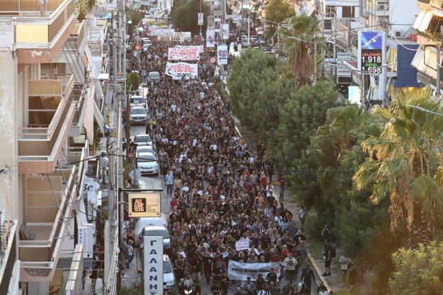 Παύλος Φύσσας: Μαζική συμμετοχή στο αντιφασιστικό συλλαλητήριο για τα 10 χρόνια από τη δολοφονία του