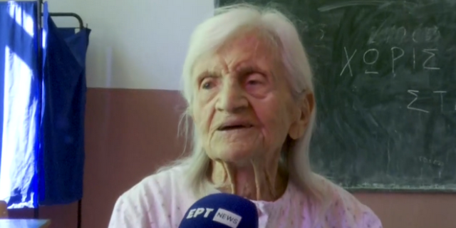 Κάτοικος Τρικάλων, 104 ετών: “Περάσαμε πολέμους, δυστυχίες, πείνα, αλλά δεν πνιγήκαμε”