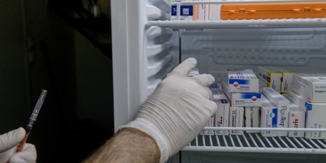 Μόνο με συνταγή γιατρού φέτος τα εμβόλια της γρίπης – Αντιδρούν οι φαρμακοποιοί