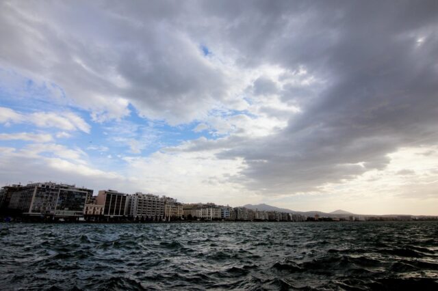 Καιρός Θεσσαλονίκη: Νεφώσεις και άνεμοι έως 4 μποφόρ