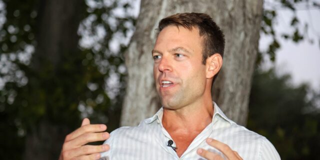 Τα δύο μεγάλα ερωτήματα του Κασσελάκη