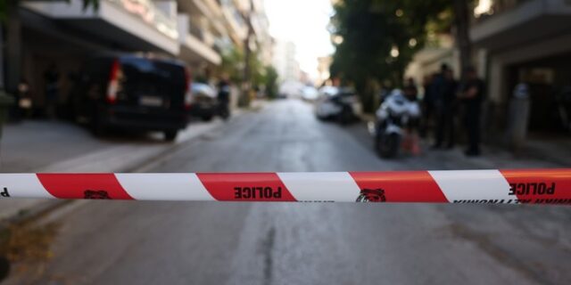 Γυναικοκτονία στη Θεσσαλονίκη: Αστυνομικός σκότωσε την εν διαστάσει σύζυγό του και αυτοκτόνησε
