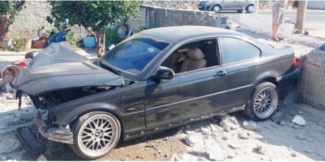 Κως: Έπεσαν στην αυλή του 21 οχήματα σε 30 χρόνια – Βίντεο