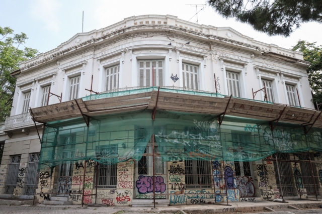 Εκλογές ΣΕΑ: Ανανέωση εμπιστοσύνης στη Δέσποινα Κουτσούμπα και ηχηρό μήνυμα σε Μενδώνη