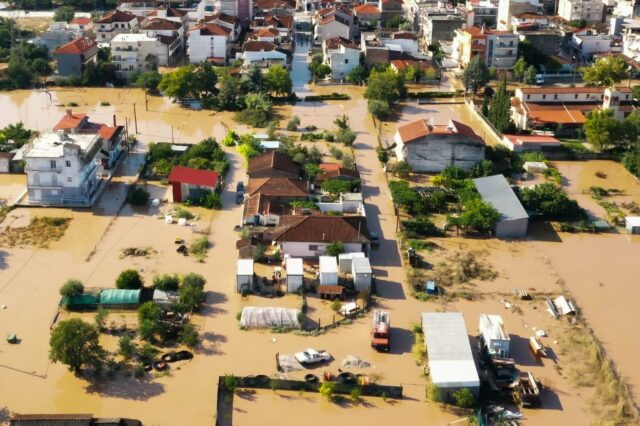 Κυρία εισαγγελέα, ελπίζουμε οι πλημμύρες να μη γίνουν υποκλοπές…