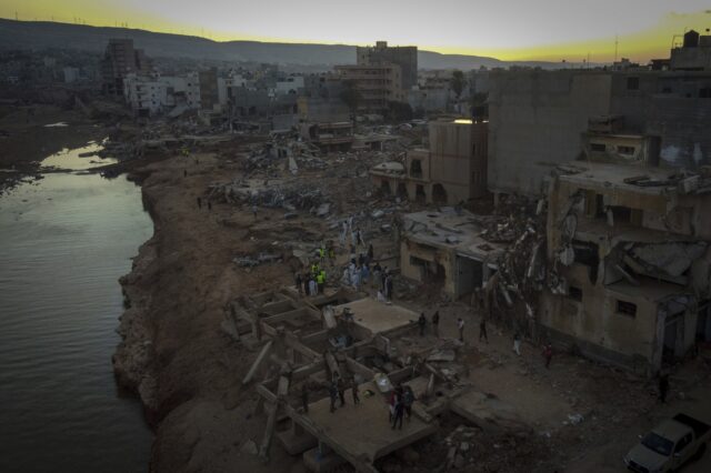 Λιβύη: Σβήνουν οι ελπίδες για επιζώντες – Τουλάχιστον 10.000 αγνοούμενοι