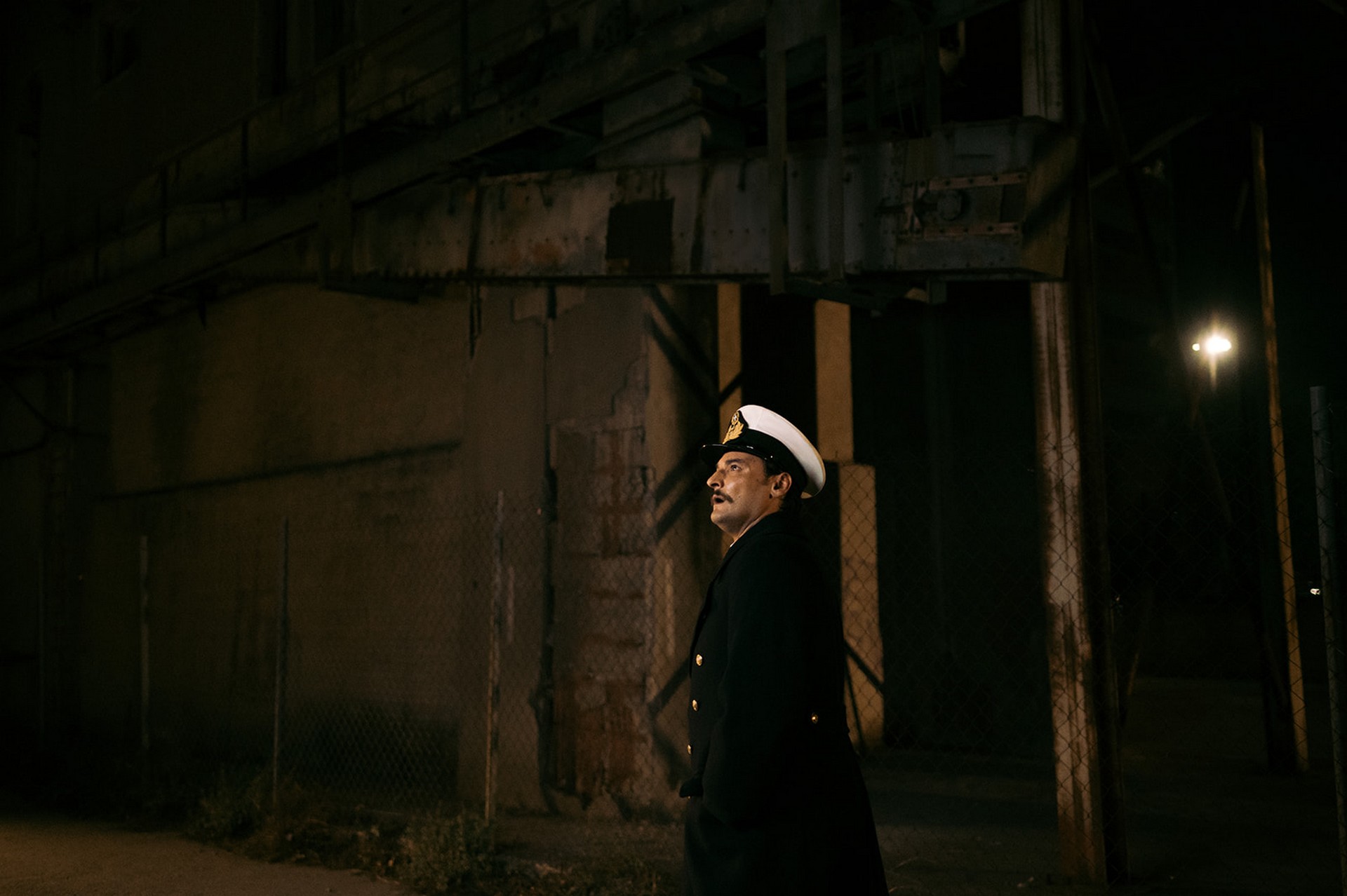 Backstage φωτογραφία από τη νέα σειρά "Το Ναυάγιο" του MEGA