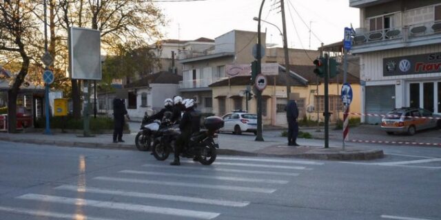Λάρισα: Σκηνές φαρ ουέστ – Πυροβολισμοί έξω από σχολείο, τρεις τραυματίες