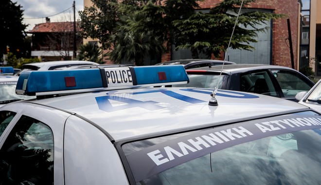 Γλυφάδα: Ένοπλη ληστεία  σε κατάστημα τυχερών παιχνιδιών – Δύο συλλήψεις